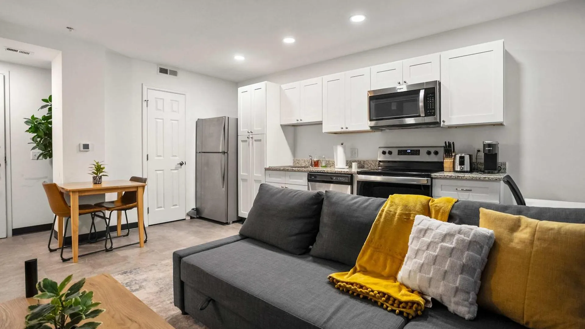 Cozysuites Stunning 1Br In Downtown Pitts #3 Pittsburgh Apartment